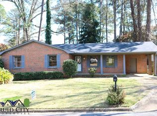 3613 Mayfair Dr, Tuscaloosa, AL 35404