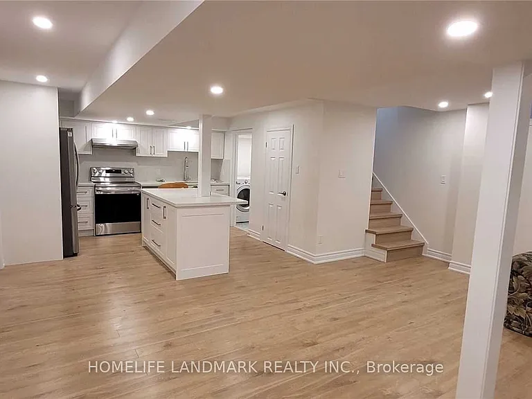 2564 Comet Ct — Photo 2