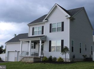 1 Tweentown Close, Cookstown, NJ 08511