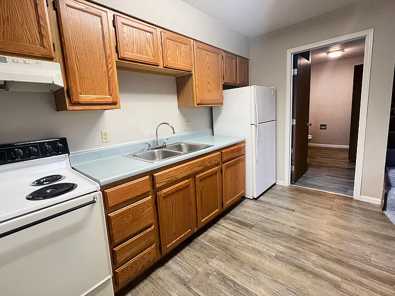 2550 N Limestone St — Photo 26