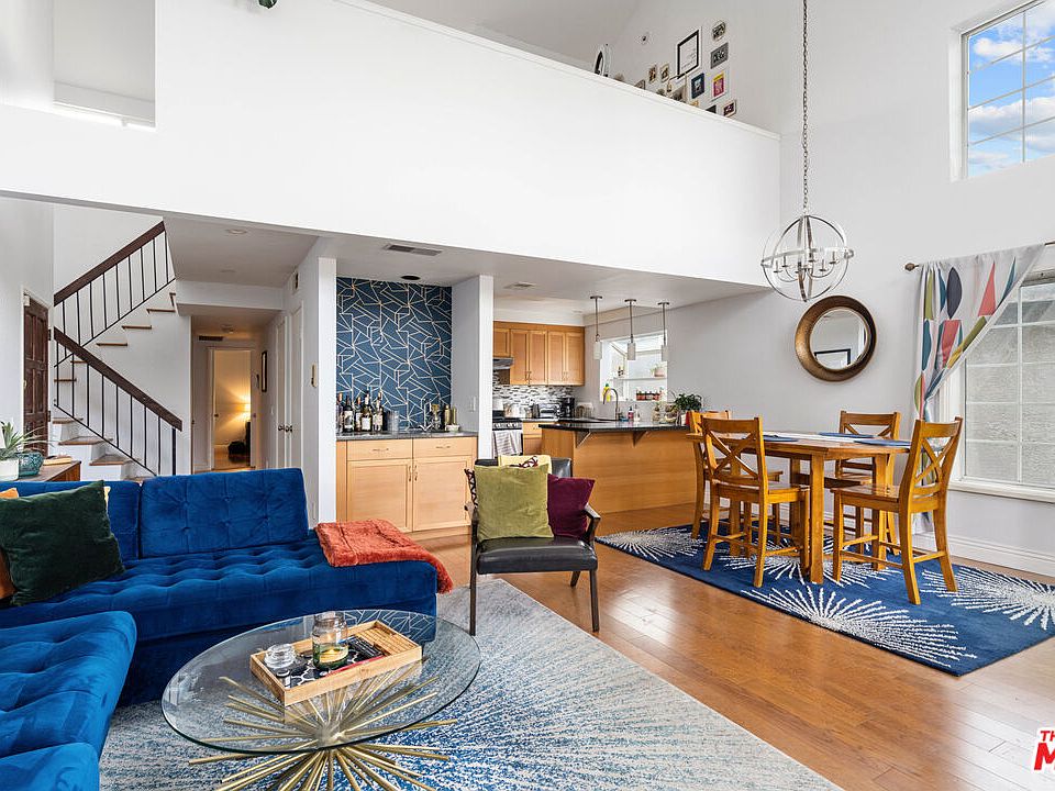 1st image of 11831 Courtleigh Dr APT 202