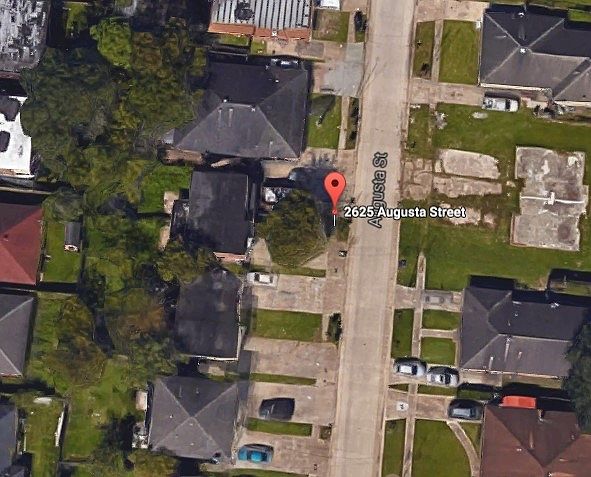 2nd image of 2625 Augusta St #27