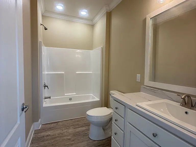 631 Imogene Dr — Photo 16