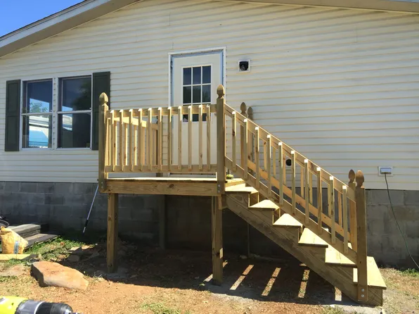 7827 Tompkinsville Rd, Summer Shade, KY 42166