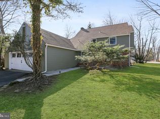 2 Mallard Pl, Pennington, NJ