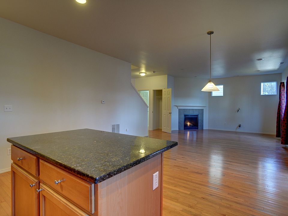 1st image of 20315 122nd Pl NE