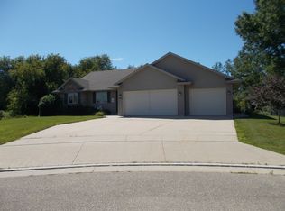 611 Talent Trl, Fort Atkinson, WI 53538