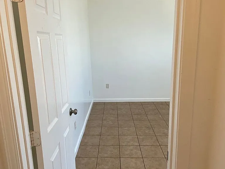 6653 Del Playa Dr — Photo 40