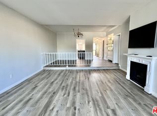 19029 Nordhoff St UNIT 204, Northridge, CA 91324