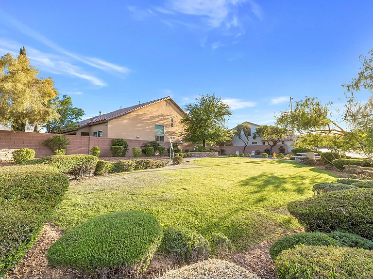 9721 Sienna Valley Ave — Photo 48