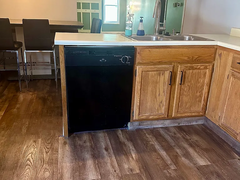 800 N Park Ave — Photo 5