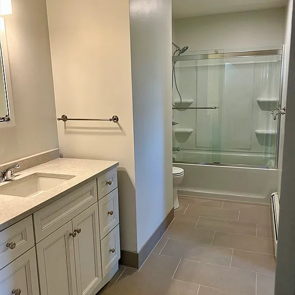 831 Lexington Rd — Photo 16