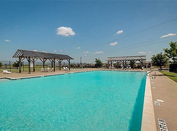 HOA Pool