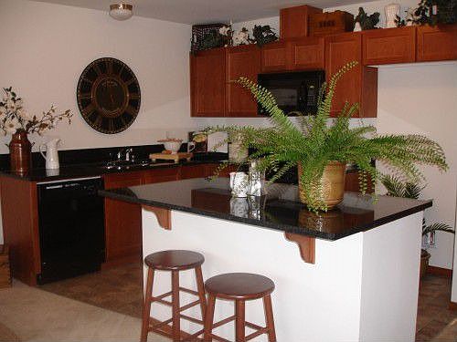 2nd image of 4020 82nd Ave NE