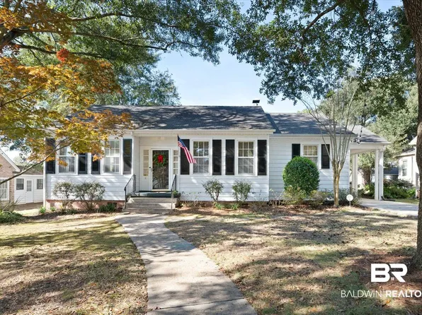 6 Elizabeth Pl, Mobile, AL 36606