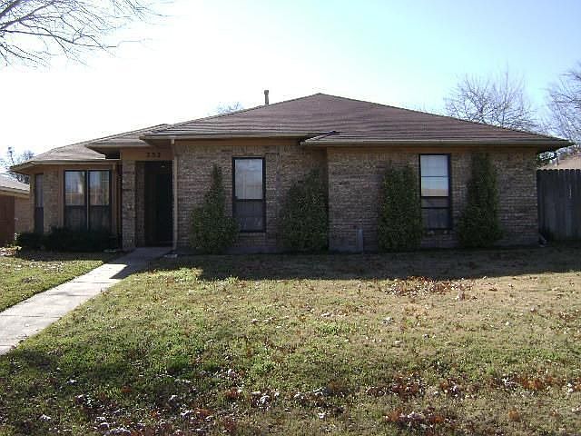 1st image of 352 Kimberly Dr