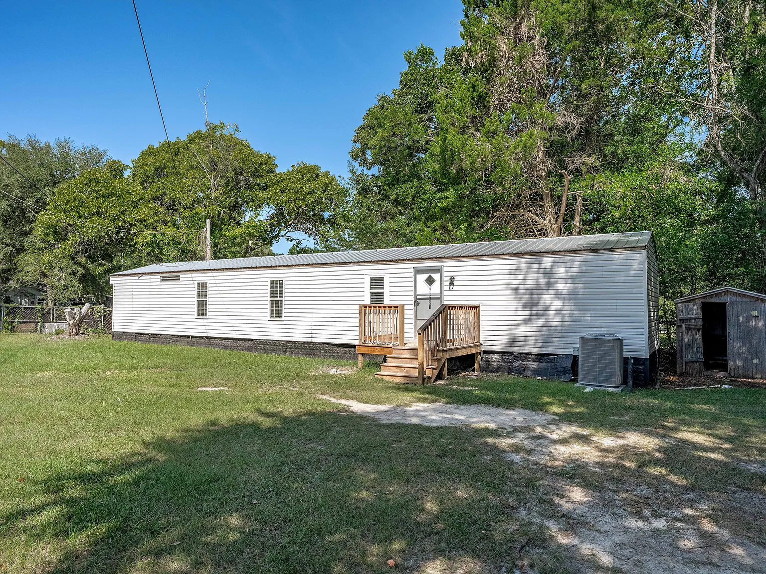 3 bed, $1,500 — Photo 2