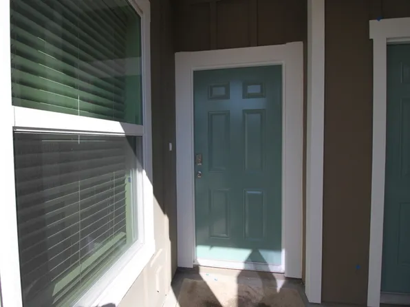 9485 Star Dr #1, Jacksonville, FL 32256