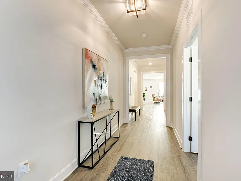 6547 Clubhouse Dr — Photo 10