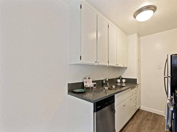 2nd image of 1432 Brockton Ave #1