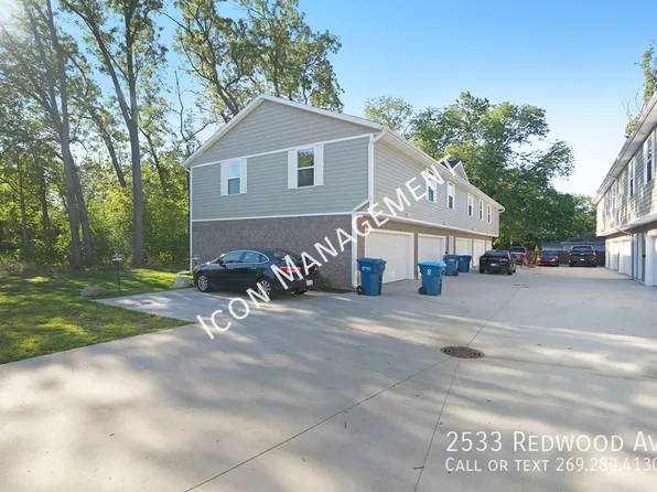 2533 Redwood Ave, Kalamazoo, MI 49006