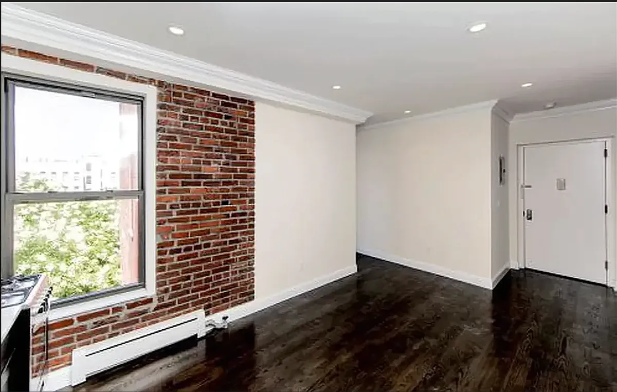 Building Photo - 331 Keap St #12