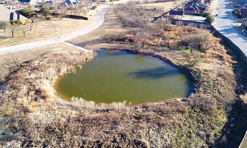 1st image of 4450 La Hacienda Dr