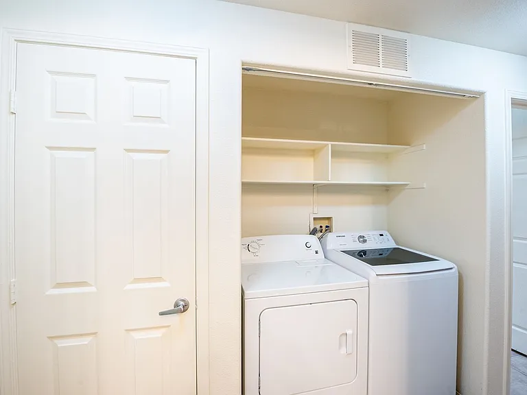 1050 E Cactus Ave #1082 — Photo 7