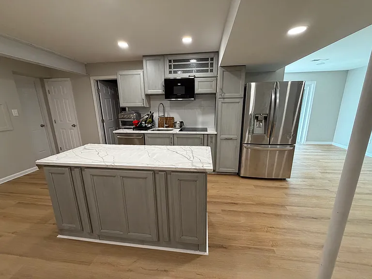6521 Lancaster Dr — Photo 3