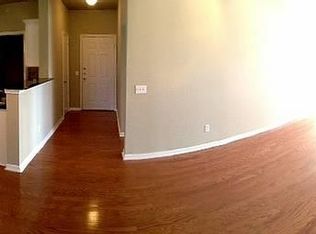 4230 NW Meadow Creek Cir APT 201, Fayetteville, AR 72703