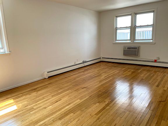 3rd image of 137-03 Mulberry Ave #1