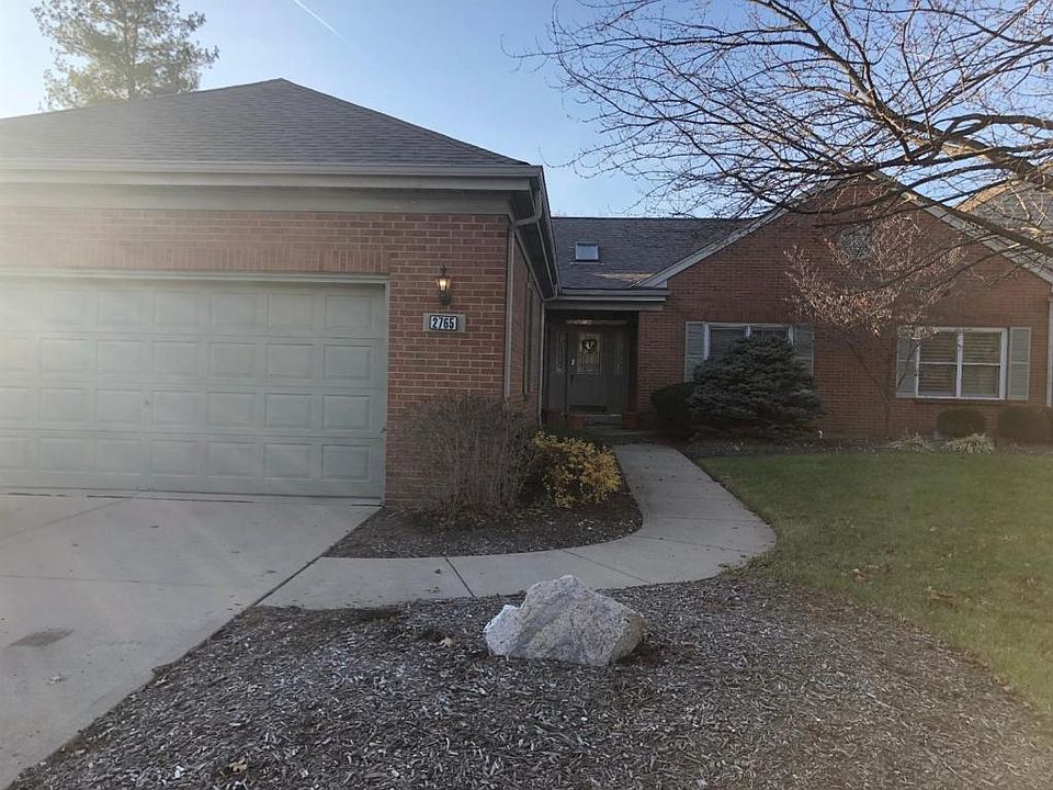 1st image of 2765 Country Woods Ln