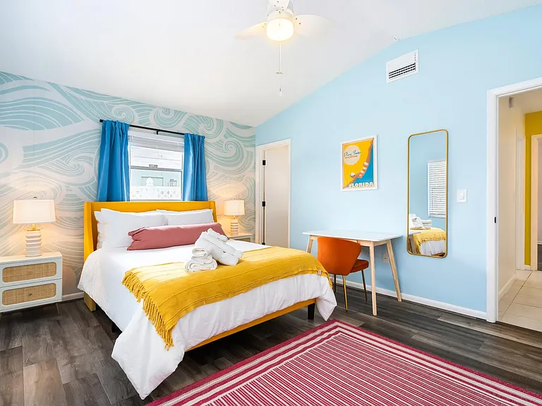 17th Ave W — Photo 6