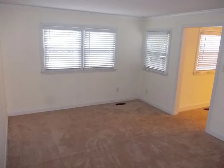 2746 Dogwood Ave — Photo 13