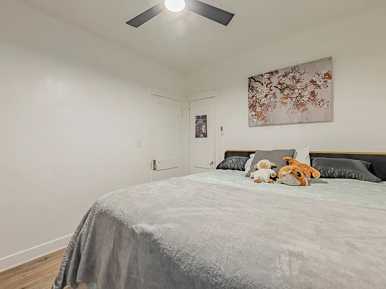 6429 S Richmond St #1 — Photo 7