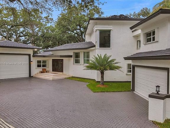 2nd image of 5971 SW 37th Ter