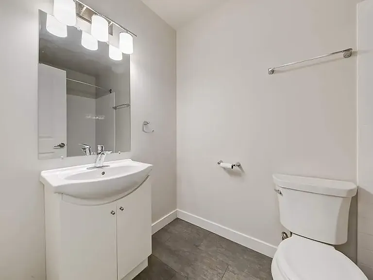 11945 81st St NW #306 — Photo 6