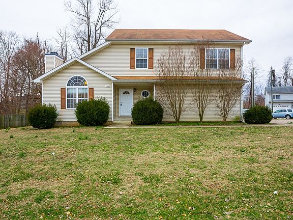 2nd image of 1330 Abigail Ct