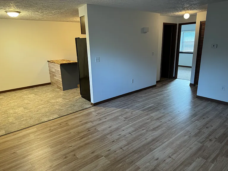 Hickory Estates — Photo 22