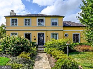 201 Saint Dunstans Rd, Baltimore, MD 21212