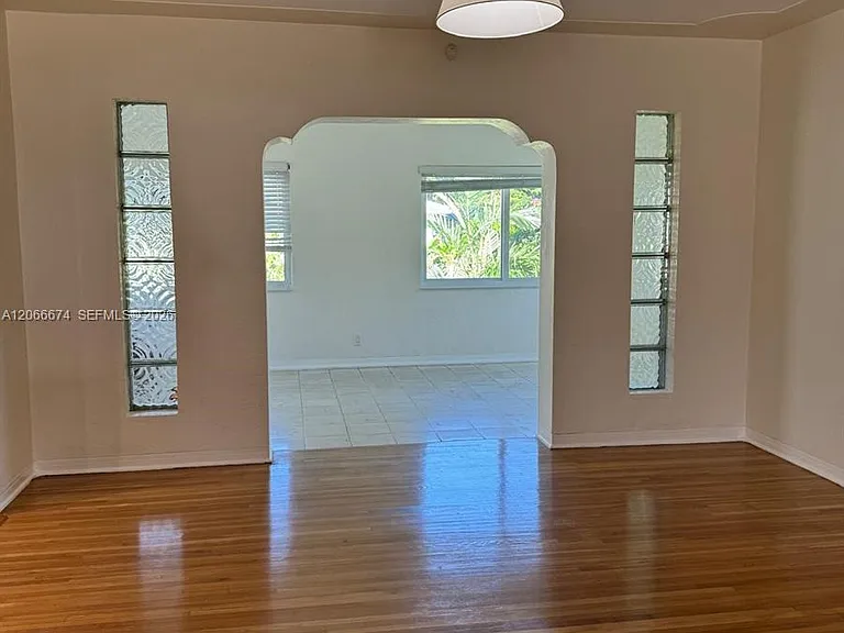 431 Candia Ave — Photo 25