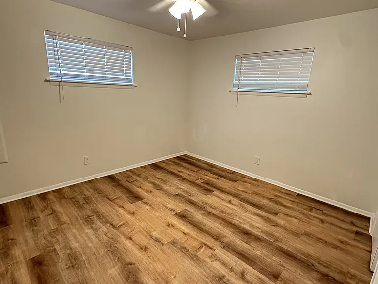 1220 S Rockford Ave #F — Photo 4