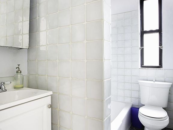 5th image of 333 4th St APT 5E