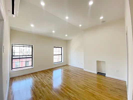 1st image of 27 W 8th St #5