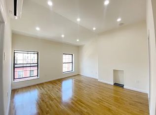27 W 8th St #5, New York, NY 10011