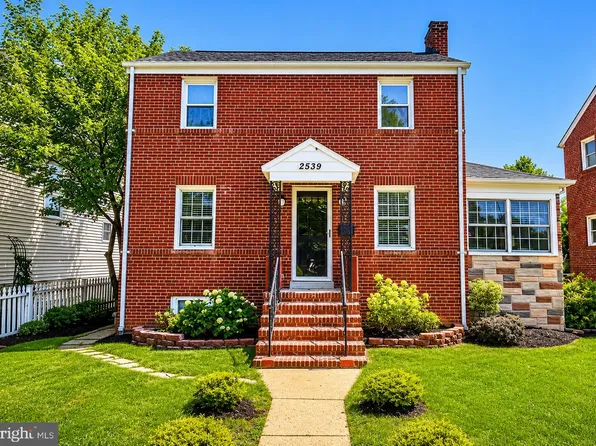 2539 Washington Blvd, Arlington, VA 22201