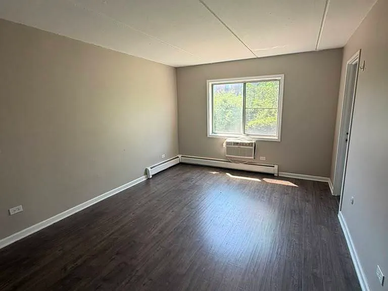 281 Shorewood Dr #21GA — Photo 8