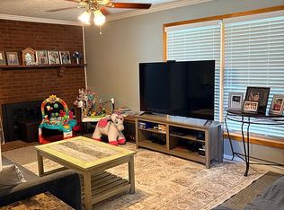 1181 Old Louisville Rd, Salvisa, KY 40372