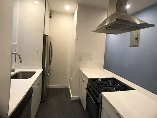 Rented by Bohemia Realty Group | media 30