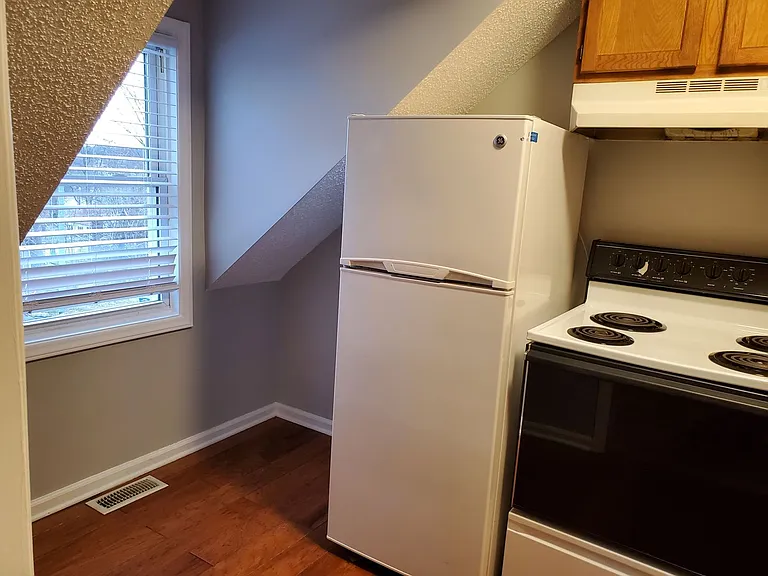 510 Lamont St — Photo 5